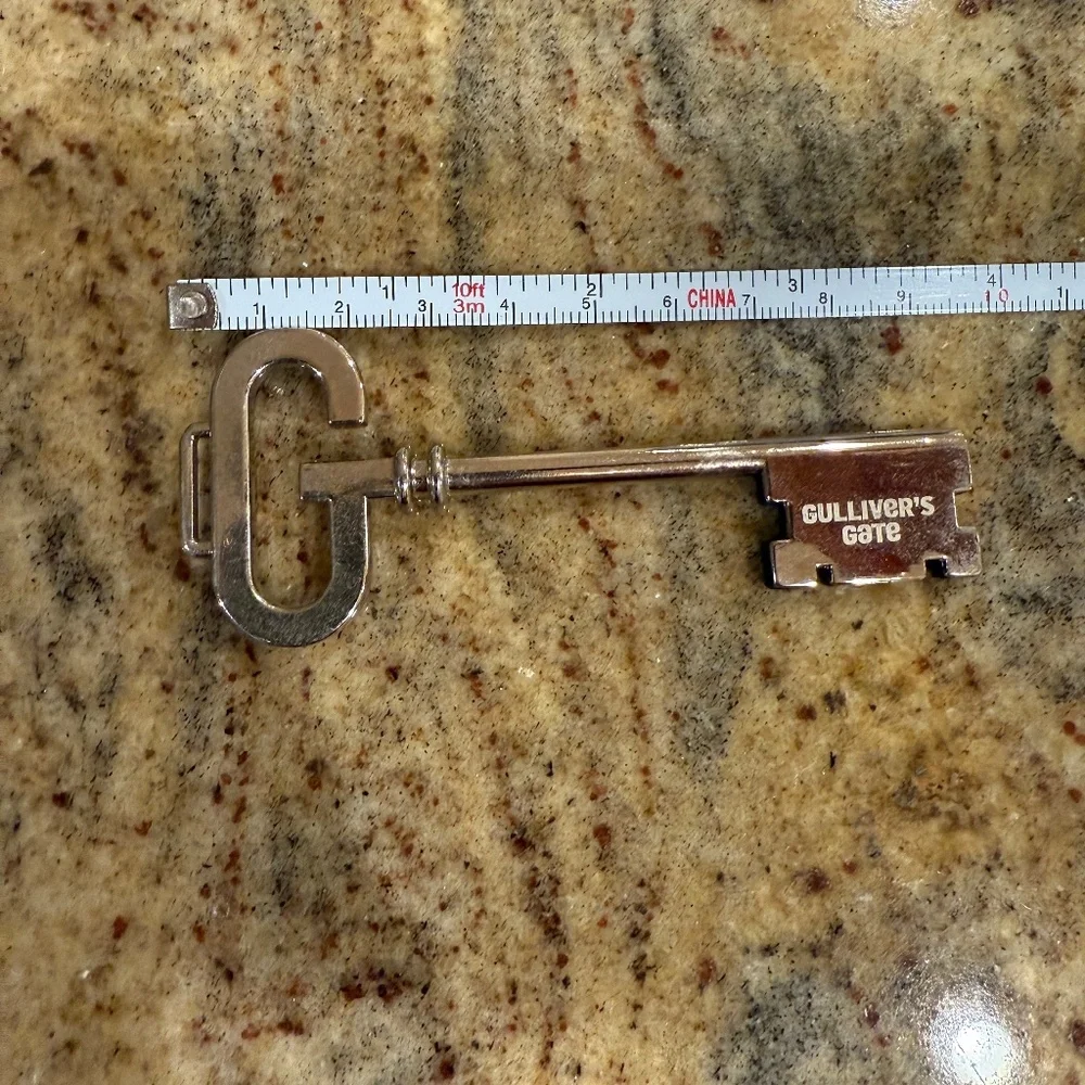 Gulliver’s Gate Key - Picture 4 of 6